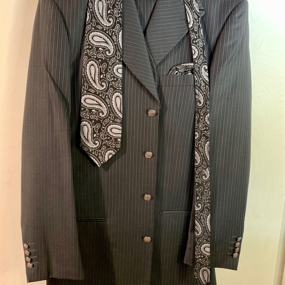 SOLD - Picture 3 of 3